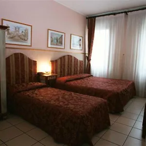 Ariston Otel Mestre